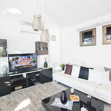 5 Star In With Private Pool 1336 Ayia Napa